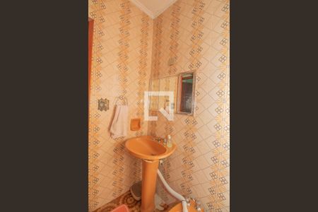 Casa à venda com 381m², 3 quartos e 10 vagas Casa à venda com 381m², 3 quartos e 10 vagasBanheiro