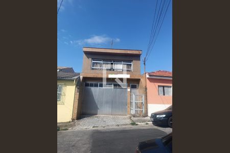 Casa à venda com 381m², 3 quartos e 10 vagas Casa à venda com 381m², 3 quartos e 10 vagasFachada