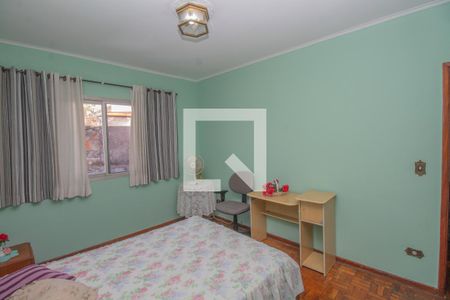 Casa à venda com 381m², 3 quartos e 10 vagas Casa à venda com 381m², 3 quartos e 10 vagasQuarto 2