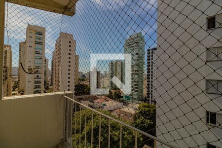 Varanda da sala de apartamento para alugar com 3 quartos, 68m² em Chácara Inglesa, São Paulo