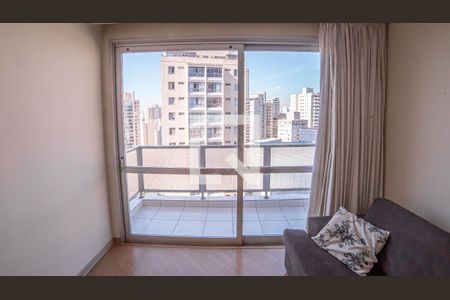 sala de apartamento para alugar com 3 quartos, 100m² em Aclimação, São Paulo