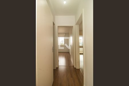 Corredor de apartamento à venda com 2 quartos, 78m² em Camaquã, Porto Alegre