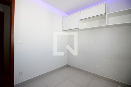 Quarto de apartamento para alugar com 2 quartos, 58m² em Samambaia Sul (samambaia), Brasília