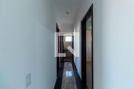 Corredor de apartamento para alugar com 2 quartos, 64m² em Chacara Cuzeiro do Sul, São Paulo