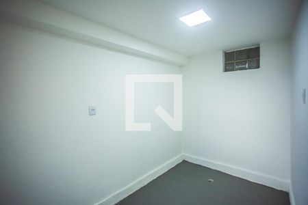 Closet de casa para alugar com 2 quartos, 100m² em Planalto Paulista, São Paulo