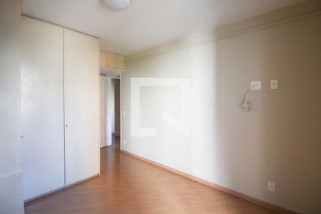 Suíte  de apartamento à venda com 3 quartos, 104m² em Vila Nova Conceição, São Paulo