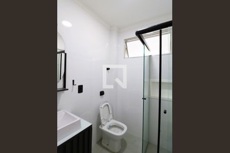 Banheiro de apartamento para alugar com 1 quarto, 45m² em Tucuruvi, São Paulo