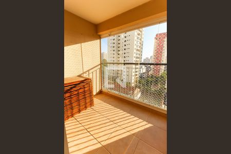Varanda de apartamento para alugar com 2 quartos, 65m² em Vila Bertioga, São Paulo