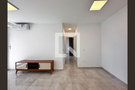 Sala de apartamento para alugar com 2 quartos, 67m² em Jardim das Acácias, São Paulo