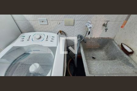 Casa à venda com 200m², 3 quartos e 4 vagas Casa à venda com 200m², 3 quartos e 4 vagasÁrea de Serviço