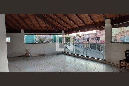 Casa à venda com 200m², 3 quartos e 4 vagas Casa à venda com 200m², 3 quartos e 4 vagasVaranda Quarto 2