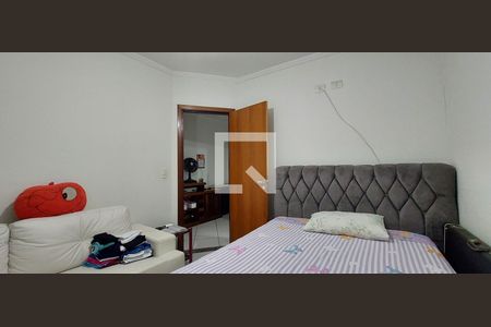 Casa à venda com 200m², 3 quartos e 4 vagas Casa à venda com 200m², 3 quartos e 4 vagasQuarto 3