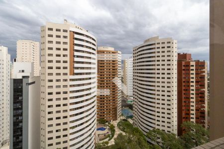Vista do Quarto 1 de apartamento para alugar com 3 quartos, 192m² em Água Verde, Curitiba