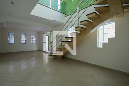 Sala de casa para alugar com 3 quartos, 420m² em Jardim Primavera (zona Norte), São Paulo