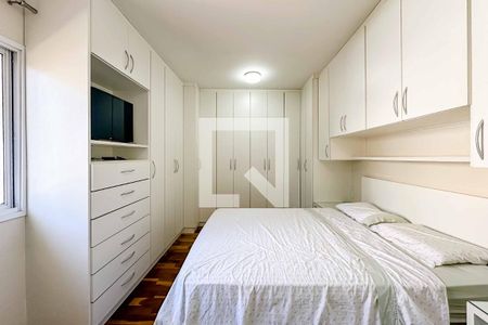 Quarto 1 de casa de condomínio para alugar com 3 quartos, 185m² em Chora Menino, São Paulo