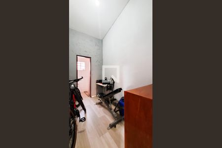 Casa à venda com 650m², 4 quartos e 3 vagas Casa à venda com 650m², 4 quartos e 3 vagasQuarto de Serviço