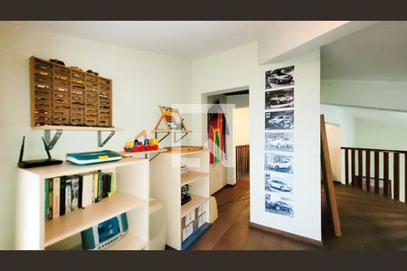 Casa à venda com 650m², 4 quartos e 3 vagas Casa à venda com 650m², 4 quartos e 3 vagasQuarto 3