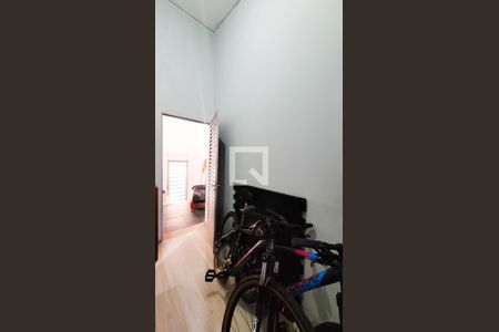 Casa à venda com 650m², 4 quartos e 3 vagas Casa à venda com 650m², 4 quartos e 3 vagasQuarto de Serviço