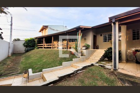 Casa à venda com 650m², 4 quartos e 3 vagas Casa à venda com 650m², 4 quartos e 3 vagasárea externa frente