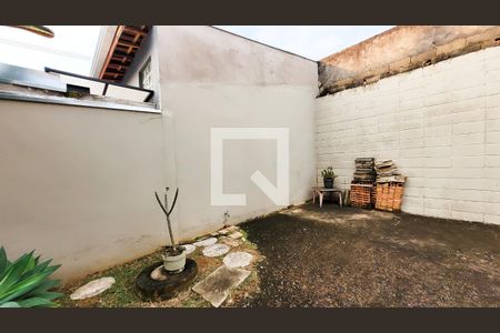 Casa à venda com 650m², 4 quartos e 3 vagas Casa à venda com 650m², 4 quartos e 3 vagasÁrea externa