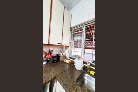 Casa à venda com 650m², 4 quartos e 3 vagas Casa à venda com 650m², 4 quartos e 3 vagasCozinha