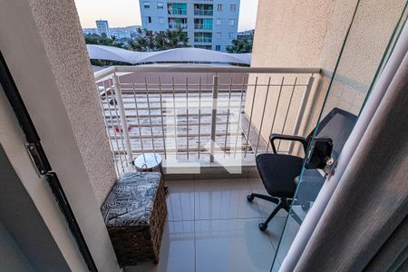 Varanda de apartamento à venda com 2 quartos, 58m² em Jardim Guanabara, Belo Horizonte