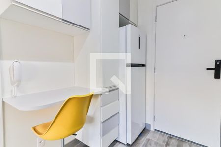 Cozinha  de kitnet/studio para alugar com 1 quarto, 24m² em Butantã, São Paulo