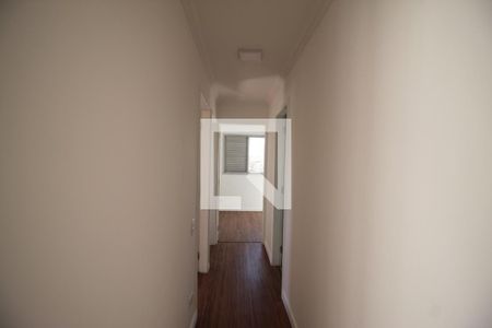 Corredor de apartamento para alugar com 4 quartos, 76m² em Vila São Paulo, São Paulo