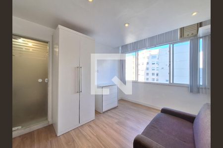 Sala de kitnet/studio à venda com 1 quarto, 24m² em Laranjeiras, Rio de Janeiro