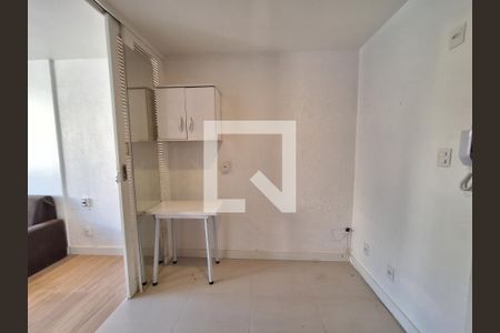 Cozinha  de kitnet/studio à venda com 1 quarto, 24m² em Laranjeiras, Rio de Janeiro