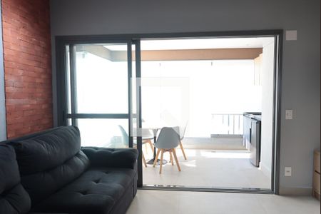 Sala de apartamento para alugar com 3 quartos, 78m² em Moema, São Paulo