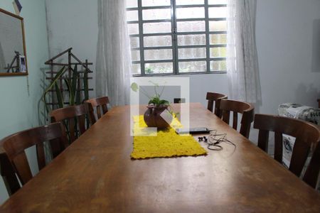Sala de casa à venda com 2 quartos, 110m² em Conjunto Residencial Sitio Oratorio, São Paulo
