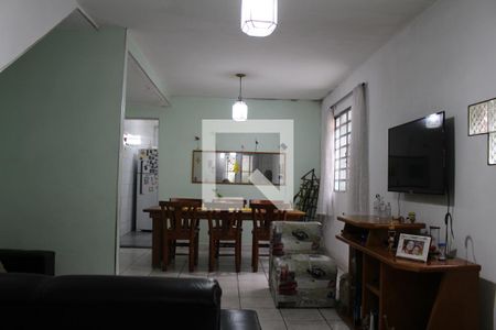 Sala de casa à venda com 2 quartos, 110m² em Conjunto Residencial Sitio Oratorio, São Paulo