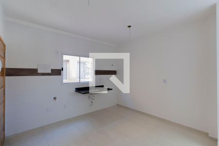 Sala e Cozinha Integrada  de apartamento para alugar com 2 quartos, 42m² em Artur Alvim, São Paulo