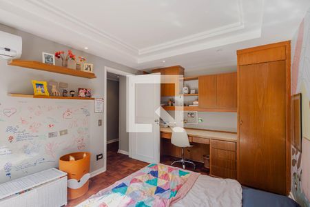 Quarto 1 de apartamento para alugar com 4 quartos, 190m² em Alto de Pinheiros, São Paulo