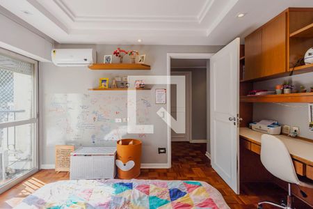 Quarto 1 de apartamento para alugar com 4 quartos, 190m² em Alto de Pinheiros, São Paulo