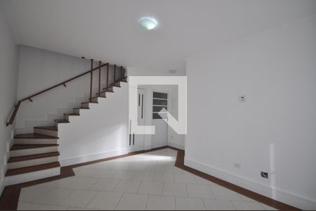 Sala de casa de condomínio para alugar com 2 quartos, 69m² em Tremembé, São Paulo