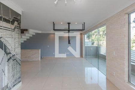 Sala de casa de condomínio para alugar com 3 quartos, 280m² em Campo Belo, São Paulo