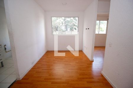 Sala de apartamento para alugar com 2 quartos, 50m² em Jardim do Lago, São Paulo