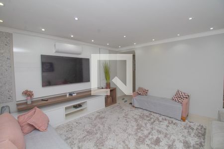 Sala de casa à venda com 3 quartos, 240m² em Vila Paulo Silas, São Paulo