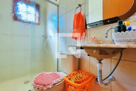 Casa à venda com 218m², 2 quartos e 5 vagas Casa à venda com 218m², 2 quartos e 5 vagasBanheiro da Suíte 2