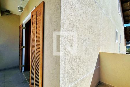 Casa à venda com 218m², 2 quartos e 5 vagas Casa à venda com 218m², 2 quartos e 5 vagasVaranda da Suíte 1
