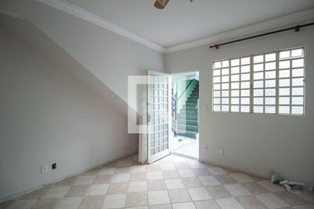 Sala de apartamento para alugar com 2 quartos, 54m² em Heliópolis, Belo Horizonte