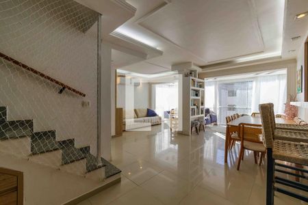 Sala de apartamento para alugar com 3 quartos, 180m² em Barra da Tijuca, Rio de Janeiro