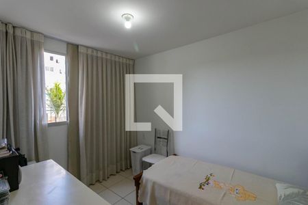 Quarto 01 de apartamento à venda com 2 quartos, 47m² em Caiçaras, Belo Horizonte