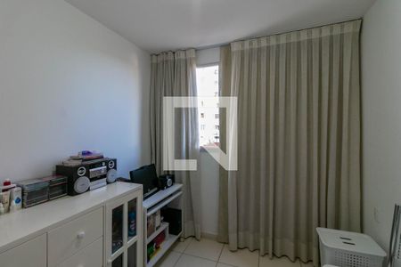 Quarto 01 de apartamento para alugar com 2 quartos, 47m² em Caiçaras, Belo Horizonte