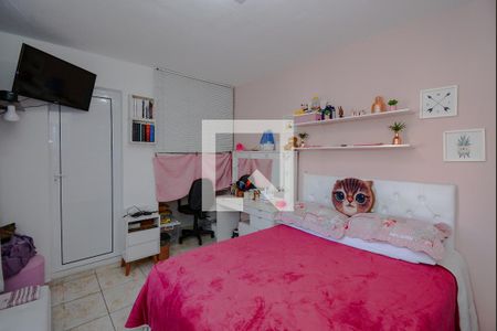 Casa à venda com 230m², 5 quartos e 2 vagas Casa à venda com 230m², 5 quartos e 2 vagasQuarto 3 ( Suite )