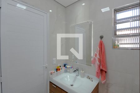 Casa à venda com 230m², 5 quartos e 2 vagas Casa à venda com 230m², 5 quartos e 2 vagasBanheiro da Suíte