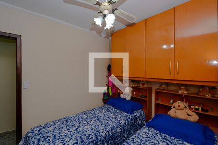 Casa à venda com 230m², 5 quartos e 2 vagas Casa à venda com 230m², 5 quartos e 2 vagasQuarto 2