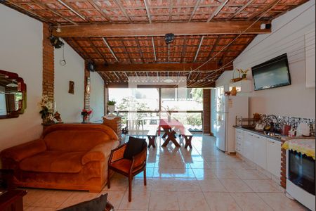 Casa à venda com 230m², 5 quartos e 2 vagas Casa à venda com 230m², 5 quartos e 2 vagasÁrea gourmet